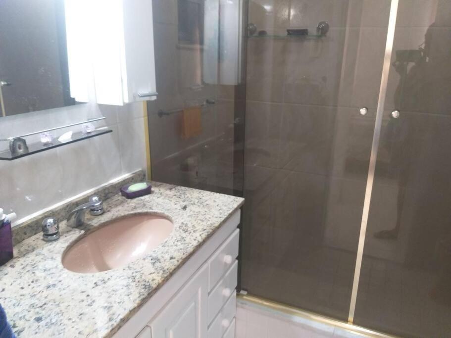 Encatador Em Copacabana, 800m Da Appartamento *