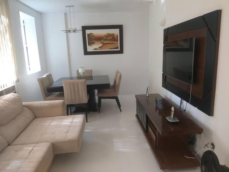 Appartamento Encatador Em Copacabana, 800m Da