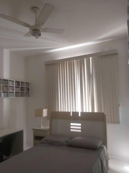 Apartamento Encatador Em Copacabana, 800m Da